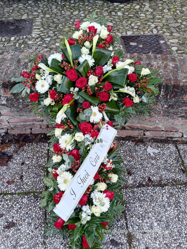Copri-feretro o copribara a croce di fiori bianchi e rossi
